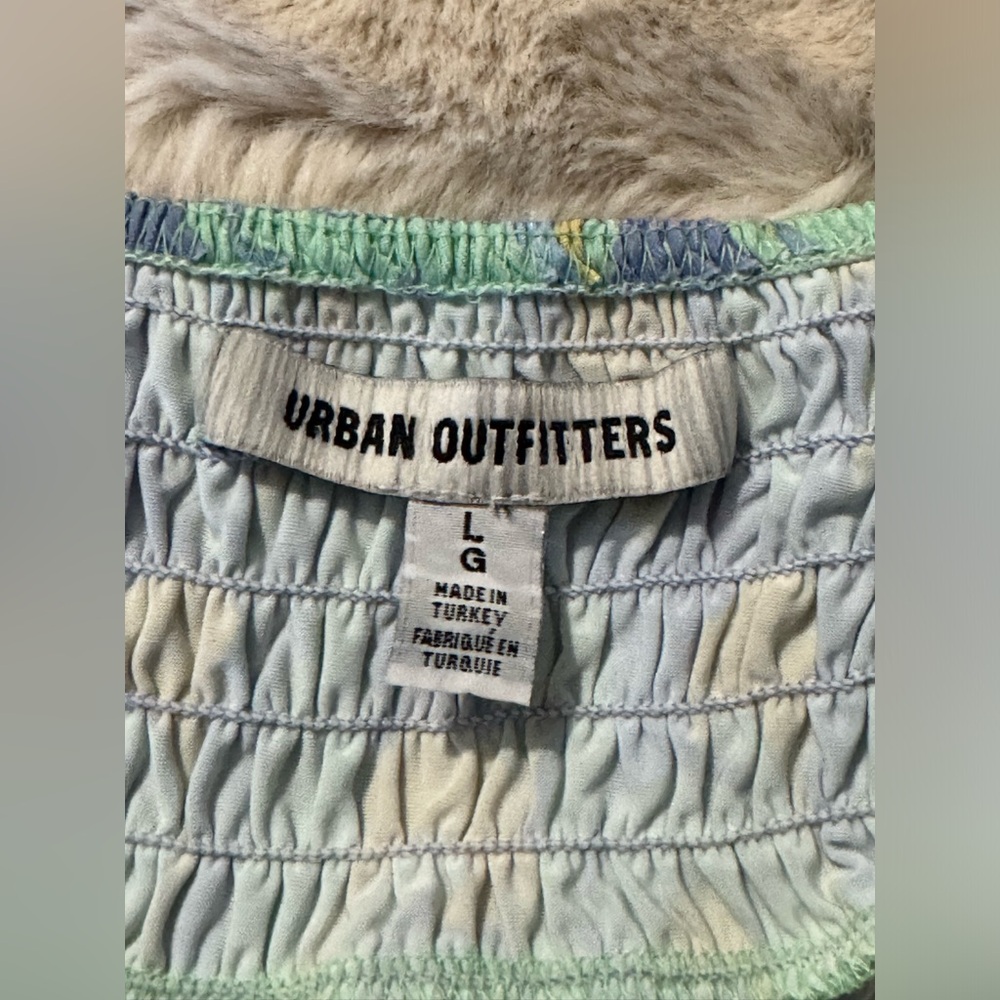 Urban Outfitters boho crop top. Size L - Picture 3 of 6